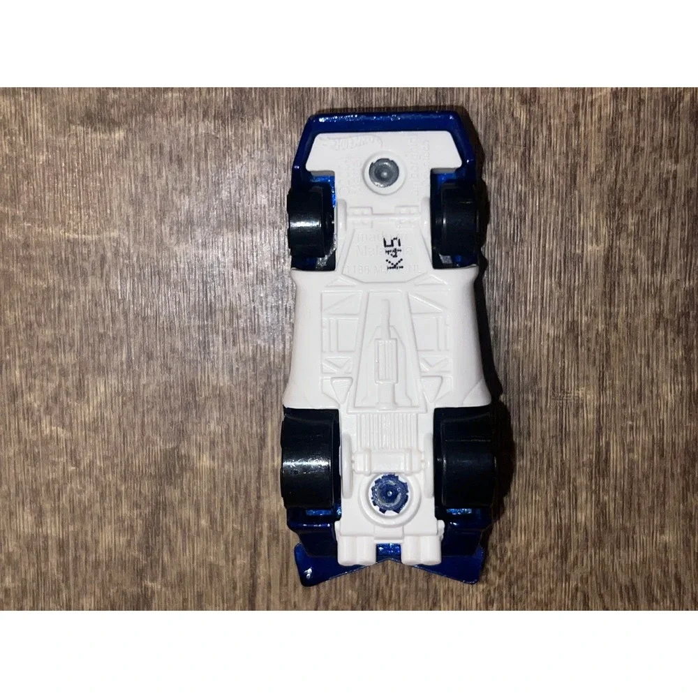 Hot Wheels Tooned Lamborghini Countach Blue W‎ White 2018 Diecast Loose EUC